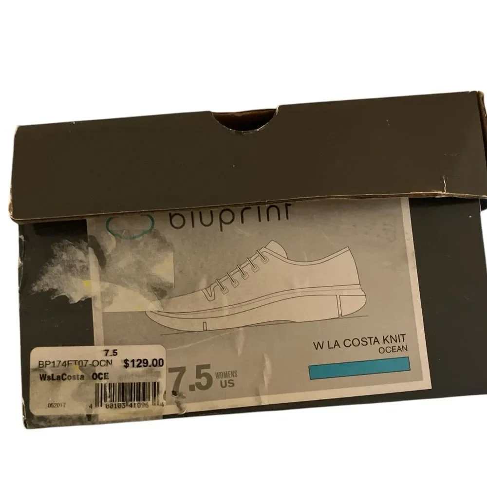 Bluprint LaCosta Knit New in Box Size 7.5